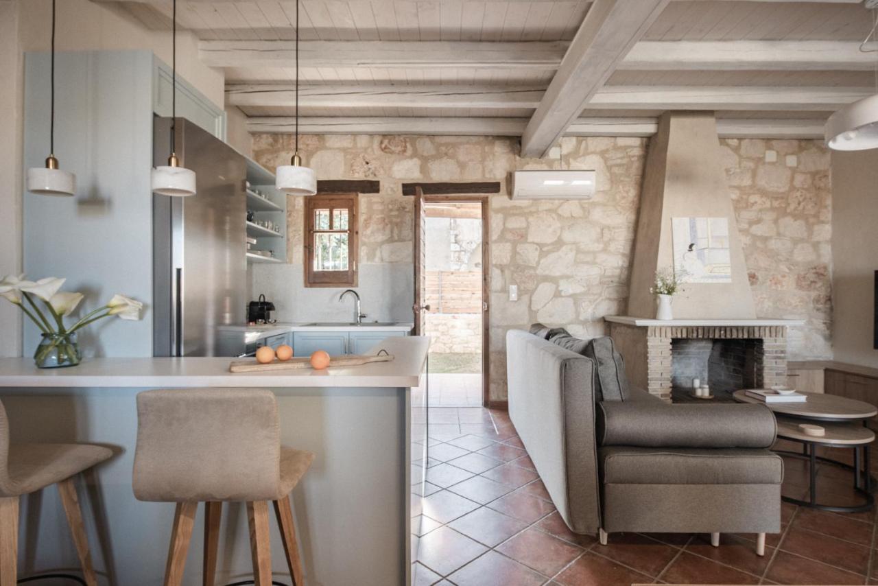 Viatzo Villas - Eclectic Villas With Heated Saltwater Pools Mouzakion  Luaran gambar